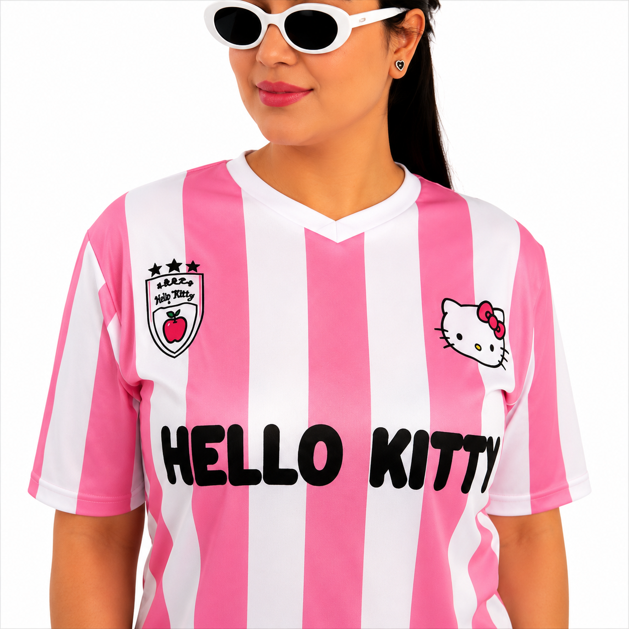 تيشيرت Hello Kitty الوردي – الهدية الأكثر طلباً للبنات